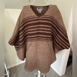 VINTAGE Arriva For Him For Her Wool Poncho with Kangaroo Pocket, One Size